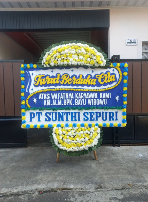 Papan Bunga Duka di Kubu